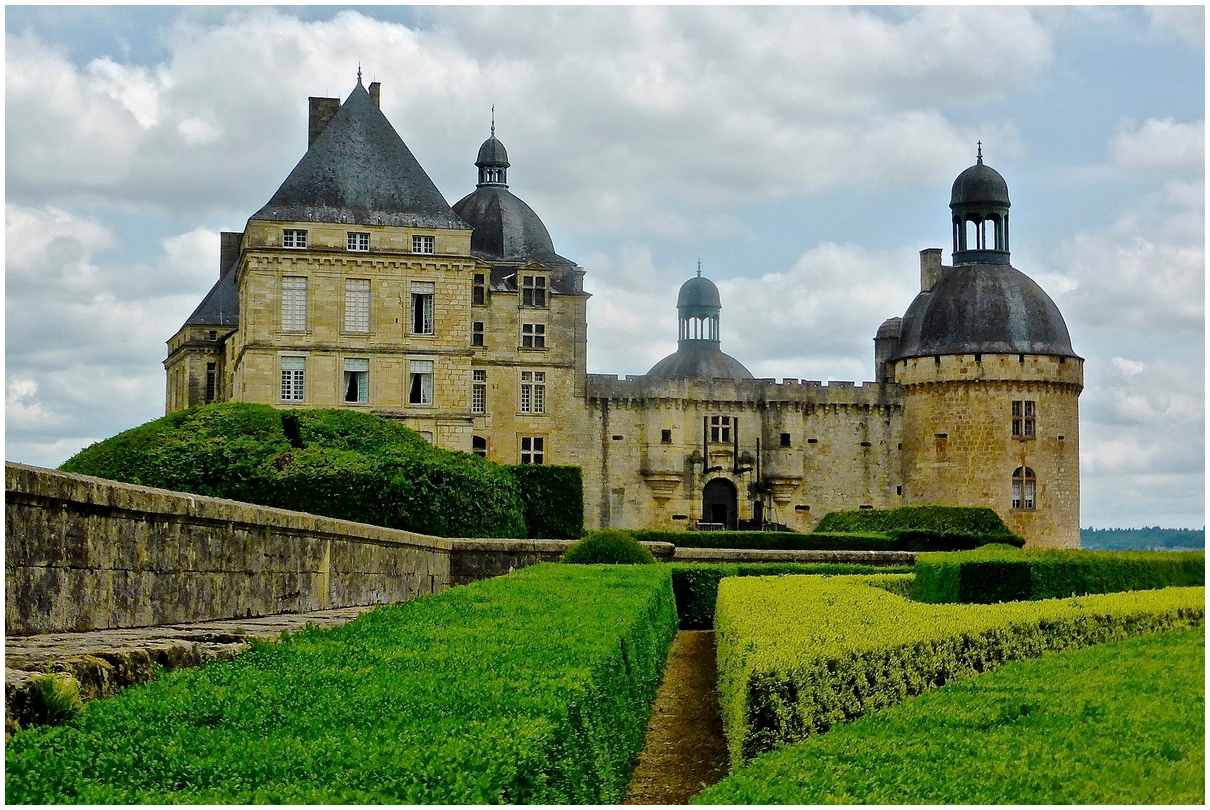 Château de Hautefort