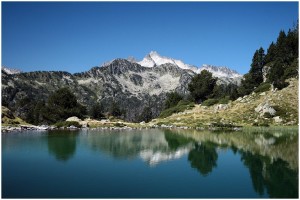 <p align="center">Pic de Néouvielle et du Lac d'Aubert</p>